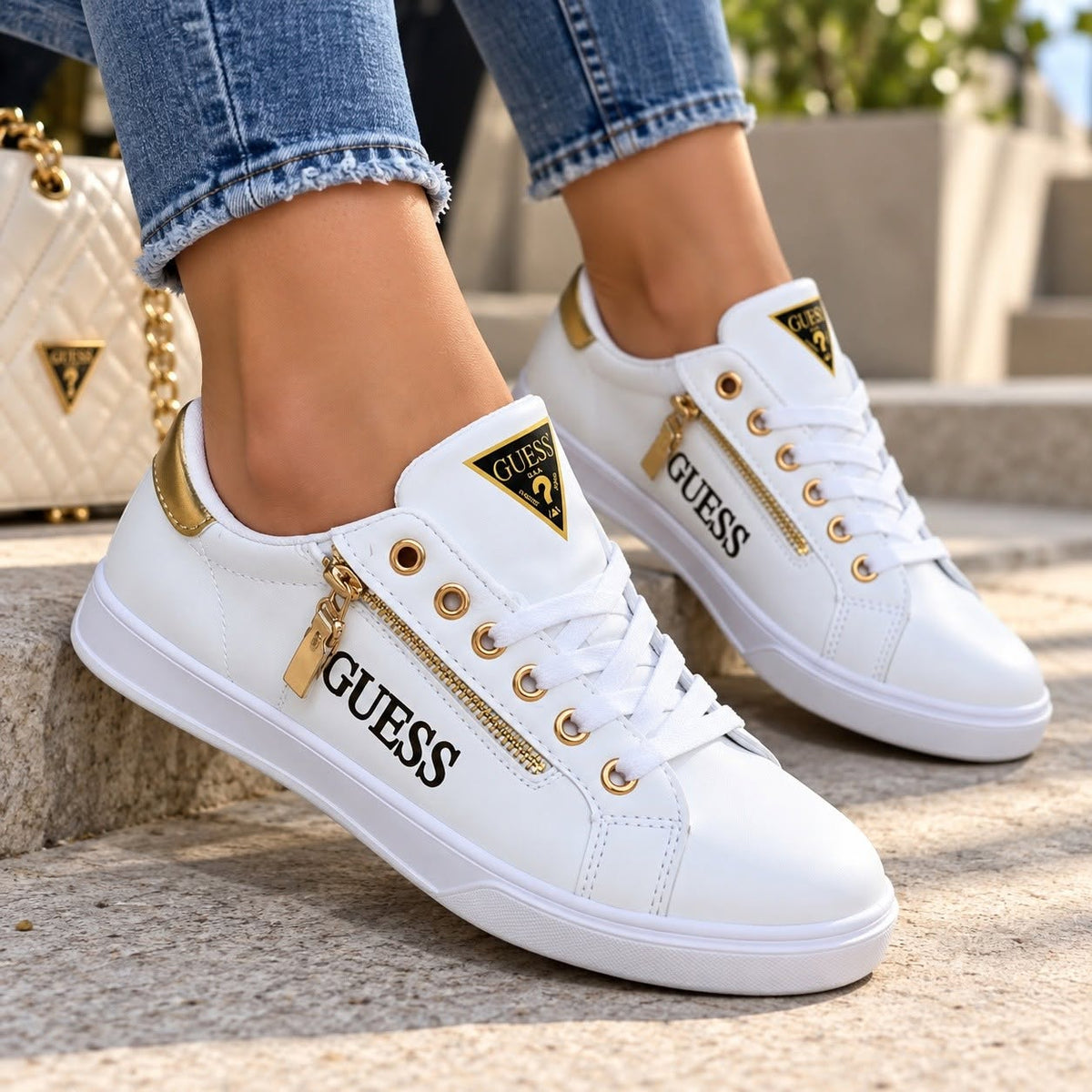 GUESS BRANCO