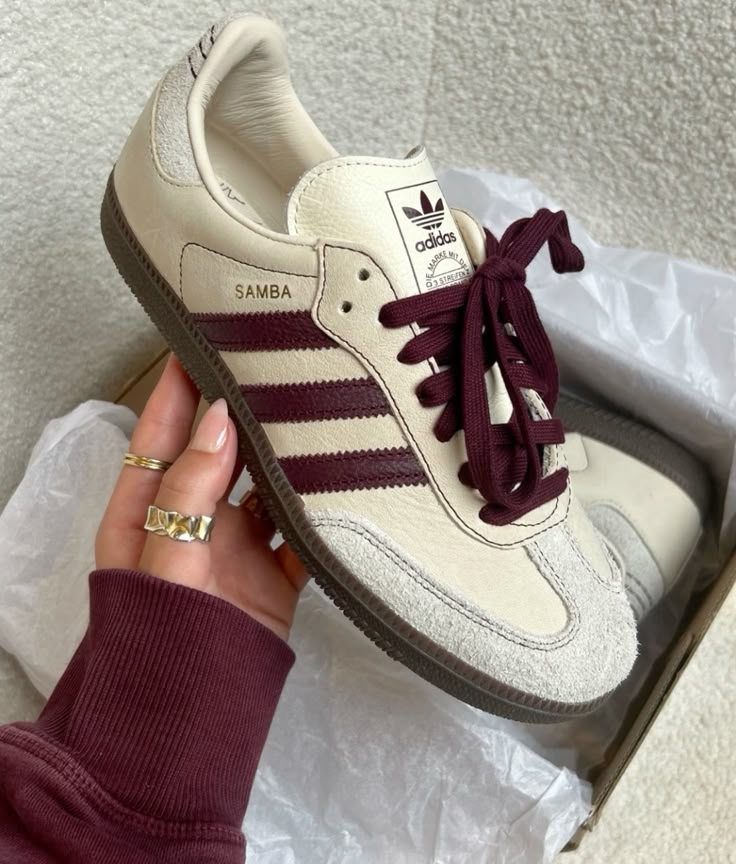 Adidas Samba Bege e Bordo