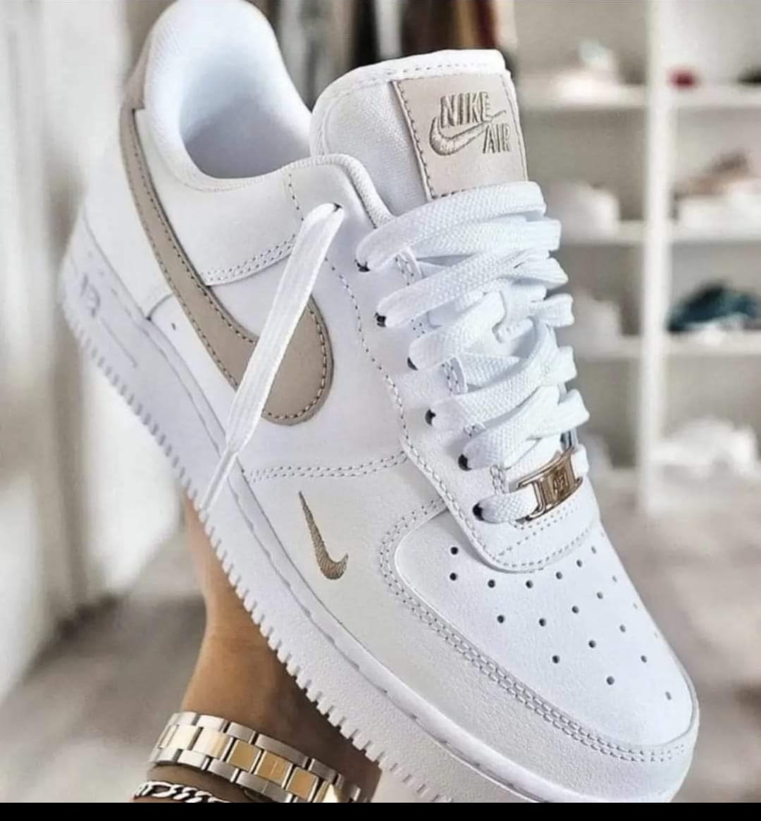 Air Force branco bege