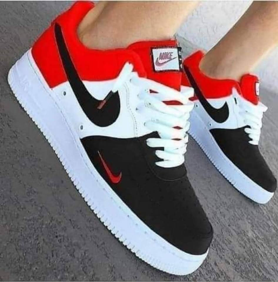 Air force Vermelho é Preto